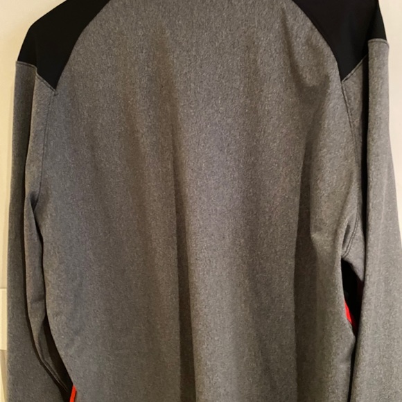Team Canada Nike Men’s XL Dri-Fit half-zip shirt - Picture 3 of 7
